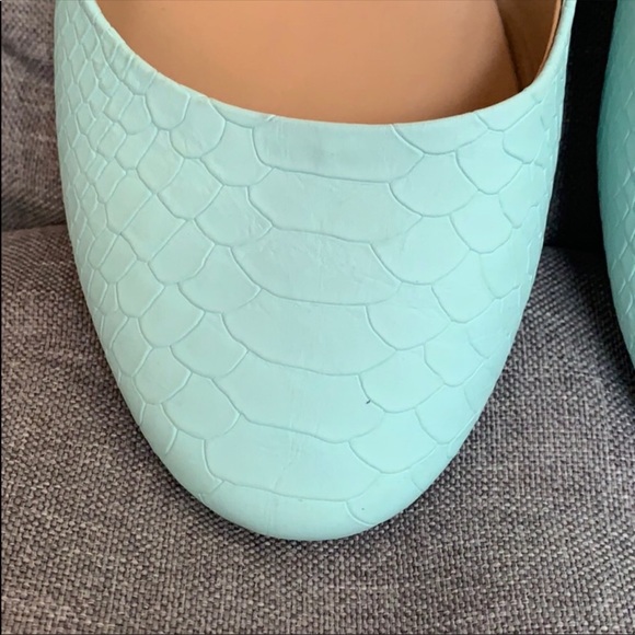 !!!!SOLD!!!! Mint ballet flats - Picture 4 of 4